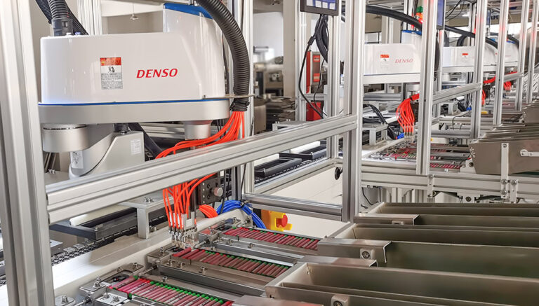 robot_feeder_for_blister_machine1